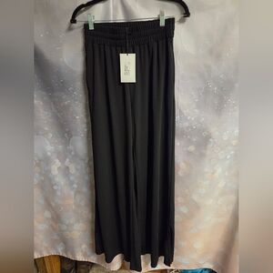 Elegant Black Women's Wide-Leg Pants